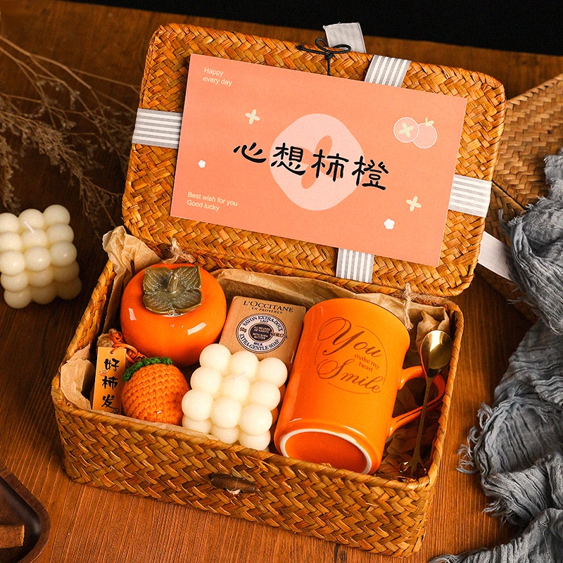 送女朋友女生老婆生日礼物小众高级感伴手礼精美礼盒复古浪漫实用