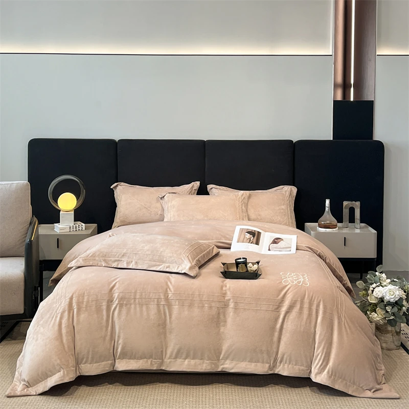 JN-冬季婴儿绒温暖舒睡床笠四件套