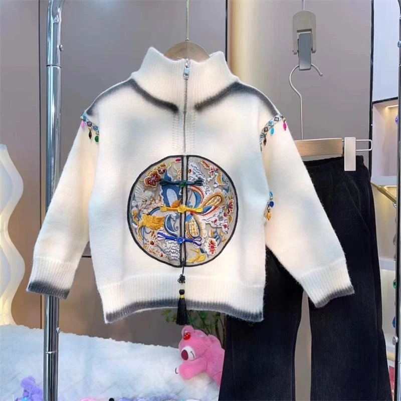 母女亲子装女童新中式国潮风重工刺绣设计款盘扣针织衫新年红毛衣