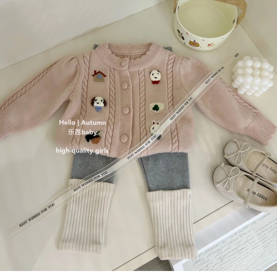 【乐恩童装】女童秋冬季粉色手工立体玩偶开衫灰色拼接打底裤两件套