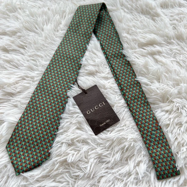 全新未使用 GUCCI/古驰 经典格纹领带 公价4K