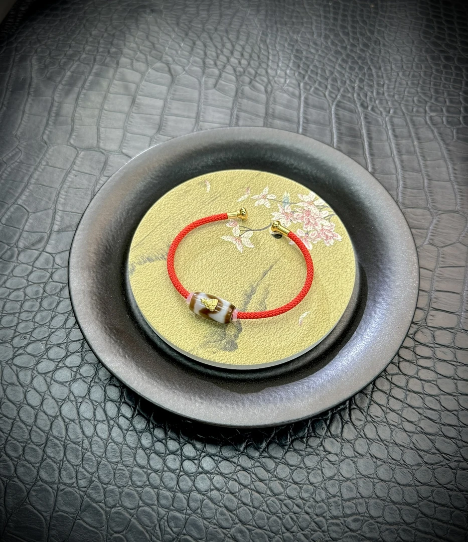 【莹莹专属】高档级珠宝天然黄财财虎牙手环M8629