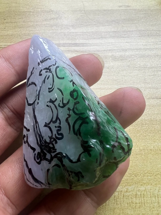 天然缅甸翡翠吊坠