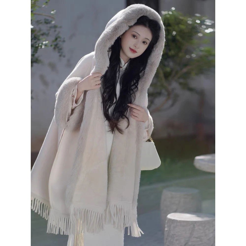 【妤晴】斗篷披肩披风毛毛外套女冬季高端加绒加厚连帽蝙蝠衫中长版