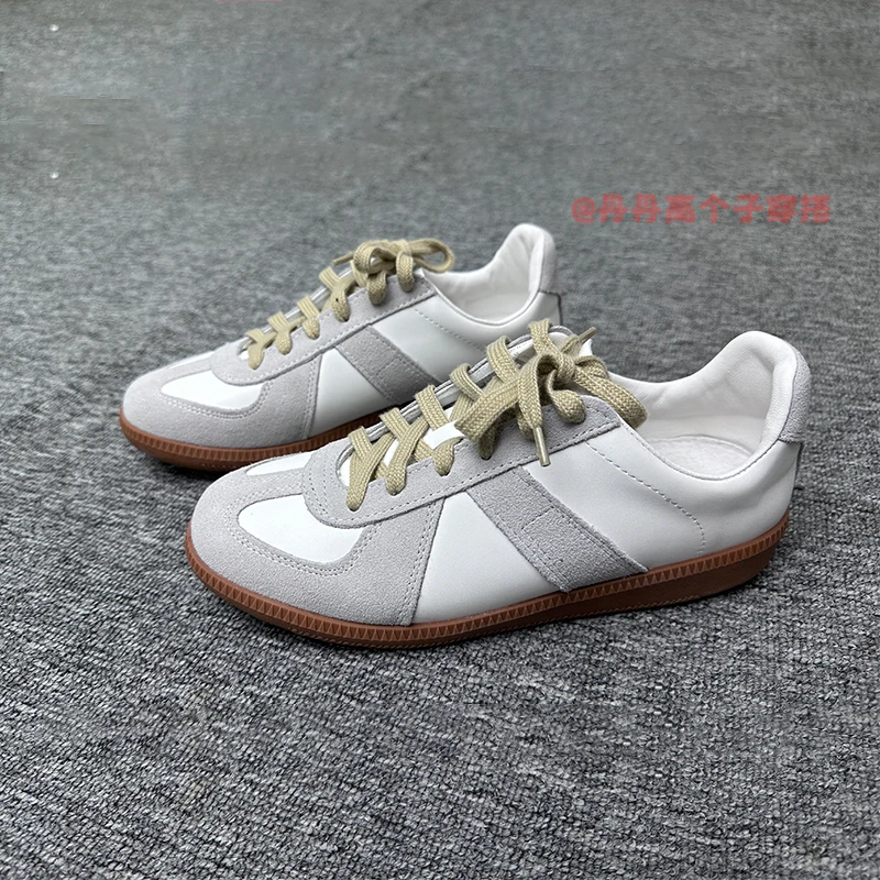 高品质真皮德训鞋男女同款大码新款小白鞋女运动休闲板鞋阿甘鞋子