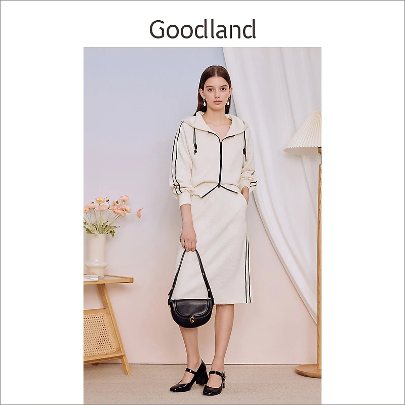 Goodland美地女装秋季雅丹风金属链饰抽绳连帽休闲外套时尚套装