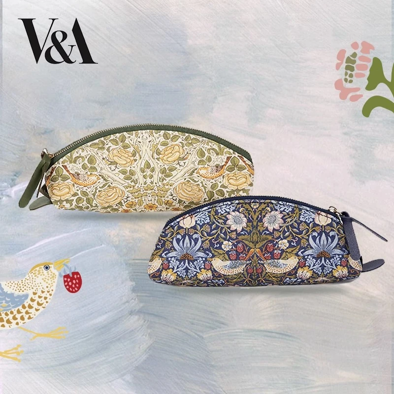 VA草莓小偷玫瑰印花笔袋化妆包