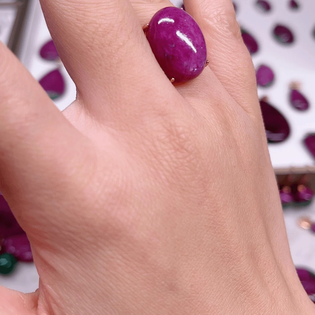 红宝石大戒指收藏级别有性价比