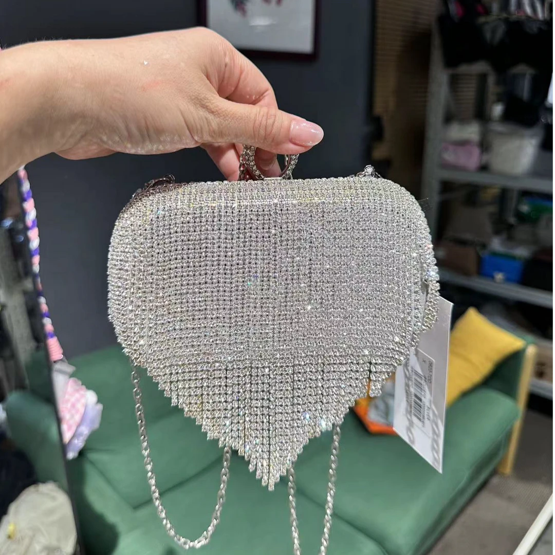 A951-999爱心水钻盒子夹子包时尚仙女银色法式小包质感名媛宴会包