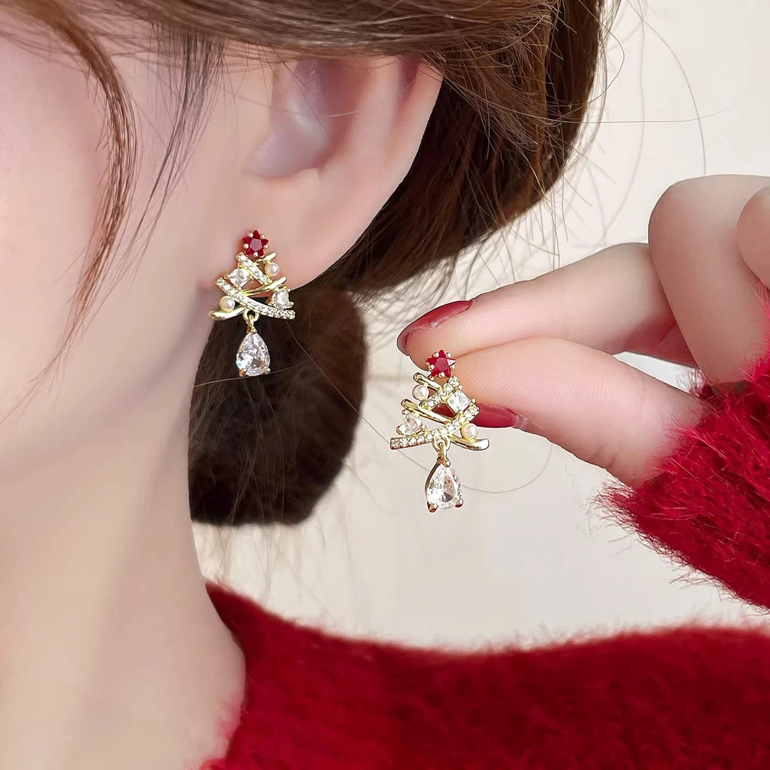 铜合金耳饰 圣诞节独特耳环女新款爆款耳饰高级感秋冬小众耳钉
