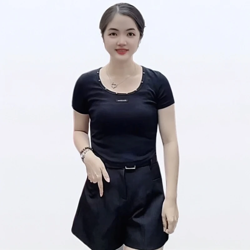 李米米 U领时尚修身短袖T恤