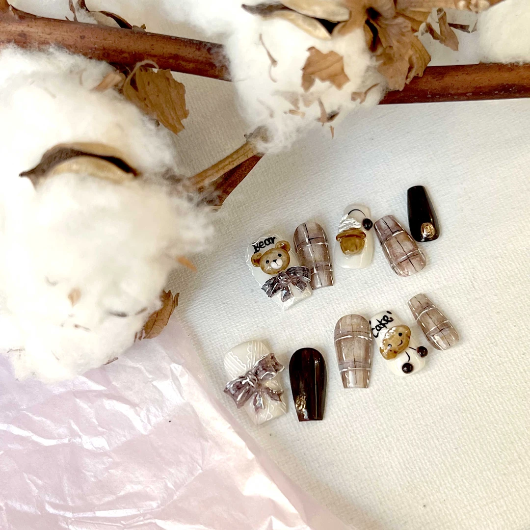 YOUNI  秋季新款 「艾拉德」可爱手绘 手工定制穿戴甲定制款