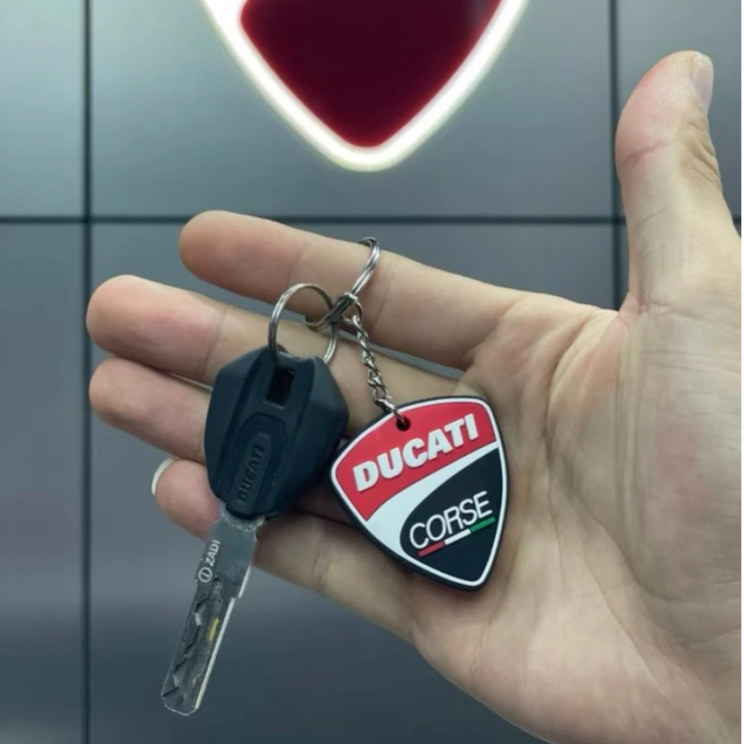 杜卡迪双面精美立体钥匙扣挂件摩托车