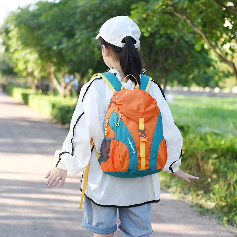 男女儿童旅行旅游背包超轻便携出行双肩包小学生户外运动休闲小包