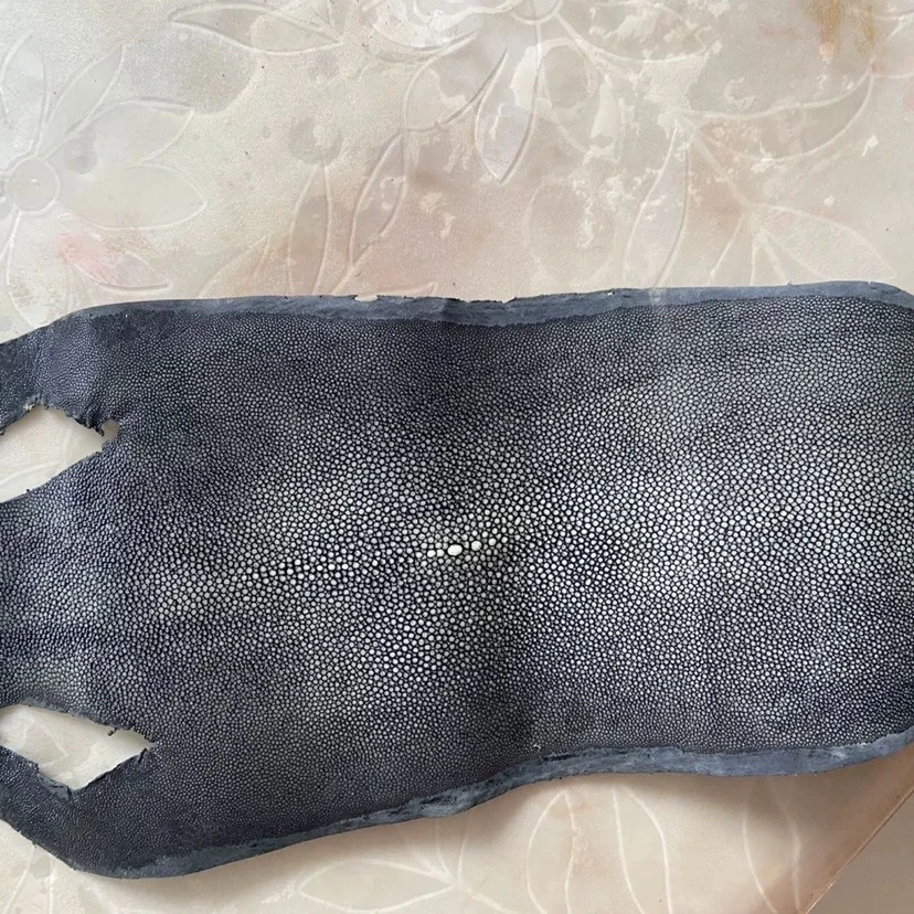 特价皮料珍珠鱼皮做手机壳手工DIY