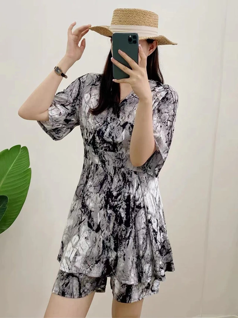2025年专柜品质女生2件套连衣裙
