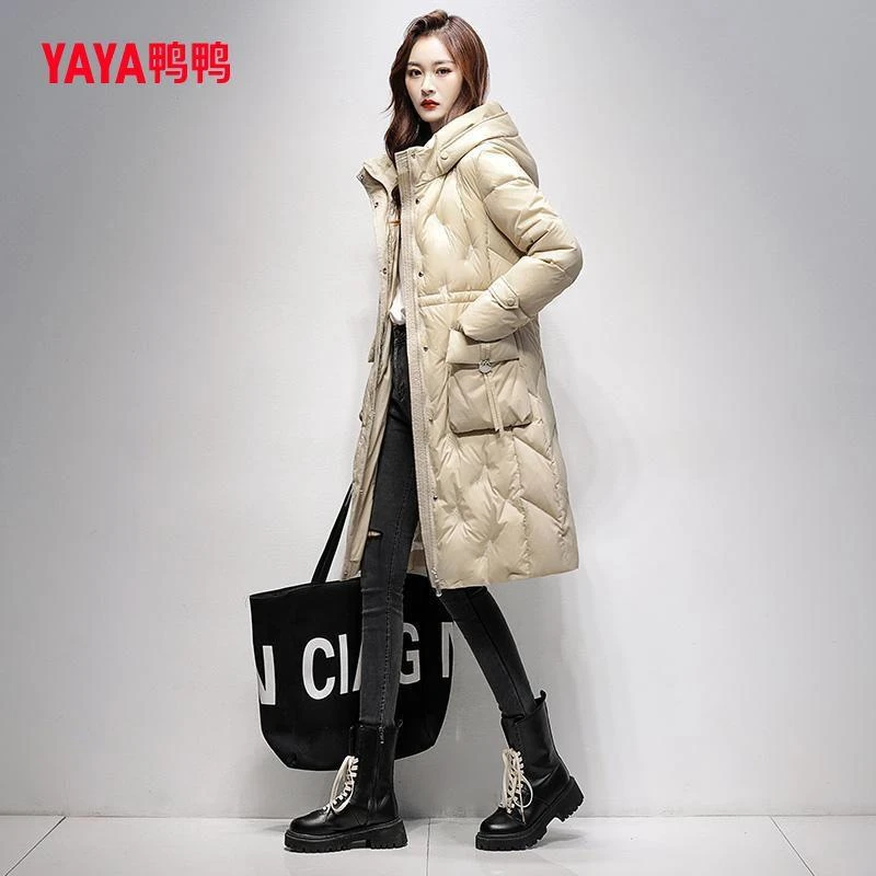 YAYA/鸭鸭羽绒服女中长款2022冬季新款连帽白鸭绒冬季加厚外套