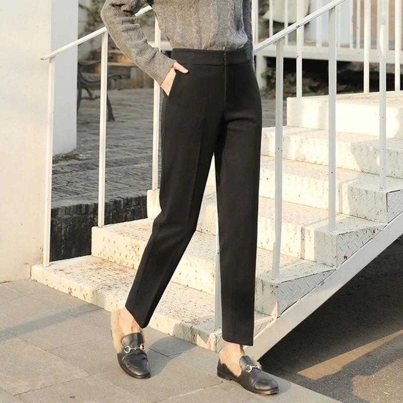 呢子西装裤女直筒显瘦百搭2025秋冬新款修身休闲黑色毛呢烟管裤子