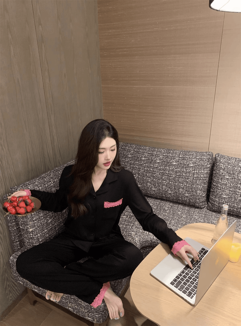 韩版黑色高级感莫代尔长袖睡衣女春秋款大码蕾丝花边家居服套装