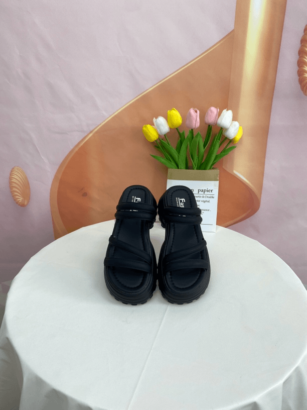 3032夏季新款外穿时尚百搭厚底沙滩鞋女士凉拖G