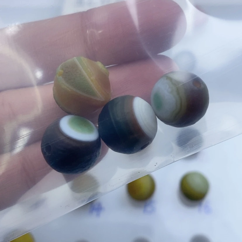 【闪购商品】玛瑙手饰未镶嵌艾**杨