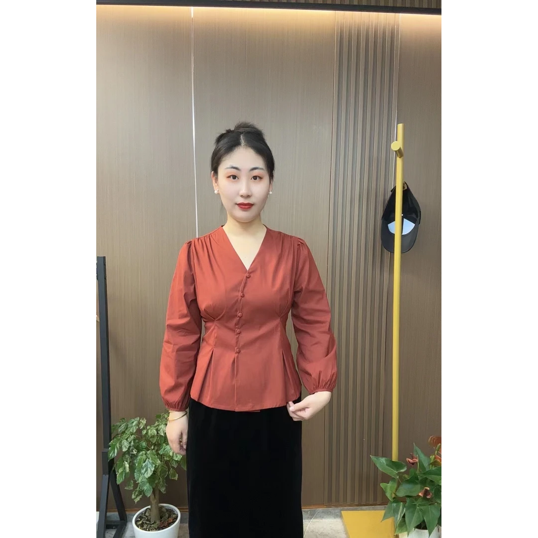 V领显瘦气质衬衫女款气质服装休闲风长袖衬衫女款衬衣爆款洋气