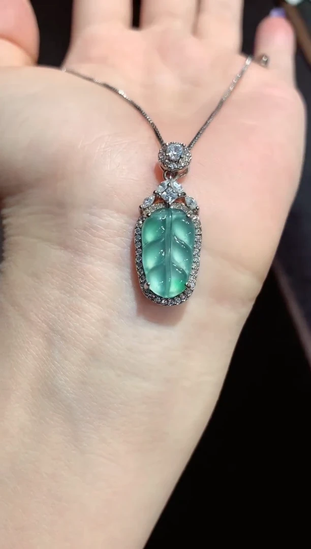 【闪购商品】翡翠吊坠未镶嵌多样性发货发其一不含链