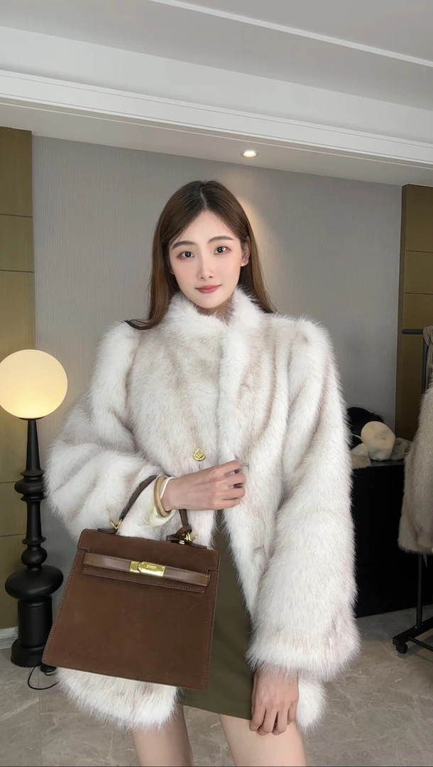 千金风纯欲气质渐变时髦秋冬季氛围感毛毛外套-050