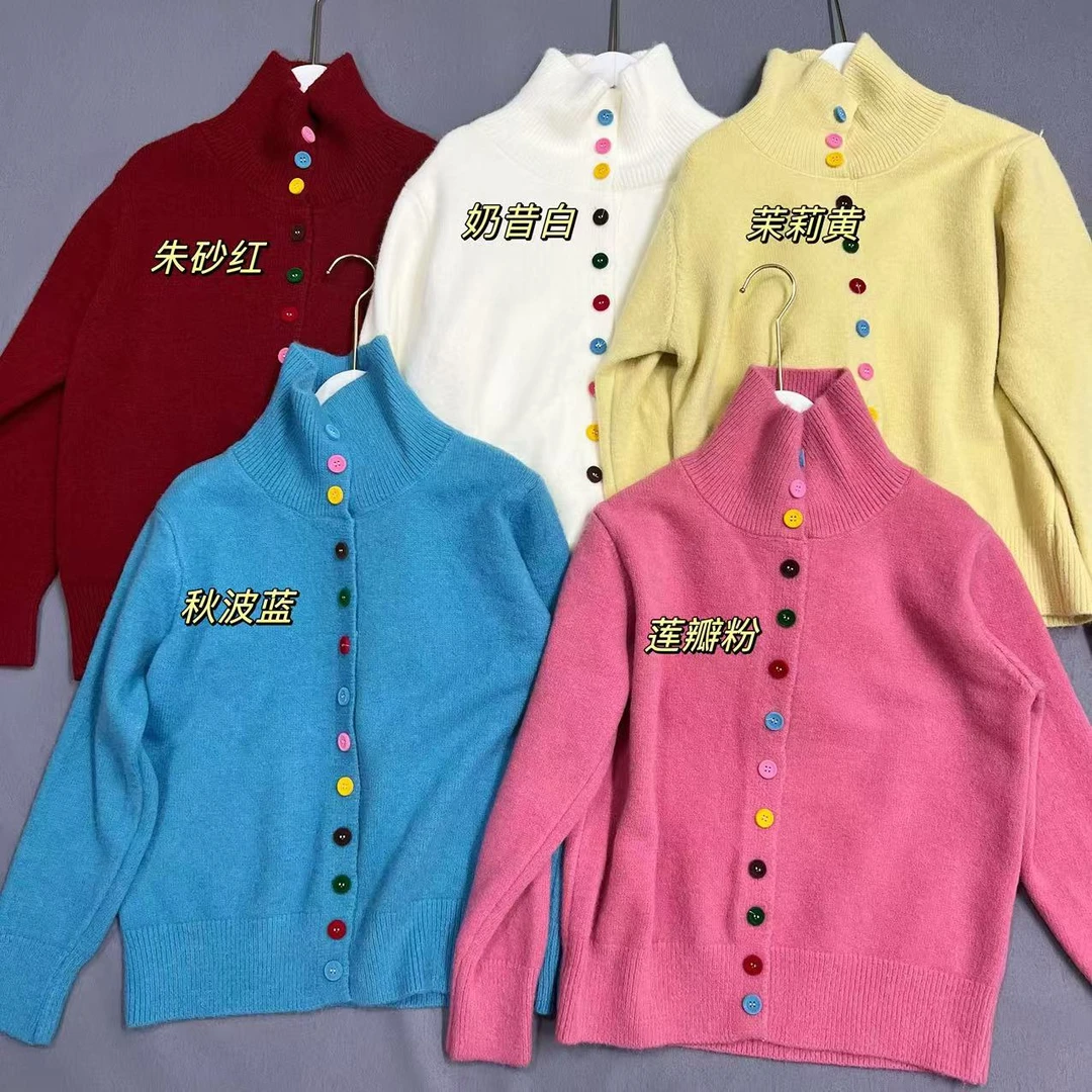 悠兰香~【糖衣炮弹】2024女秋冬新款高领彩扣减龄时尚针织衫