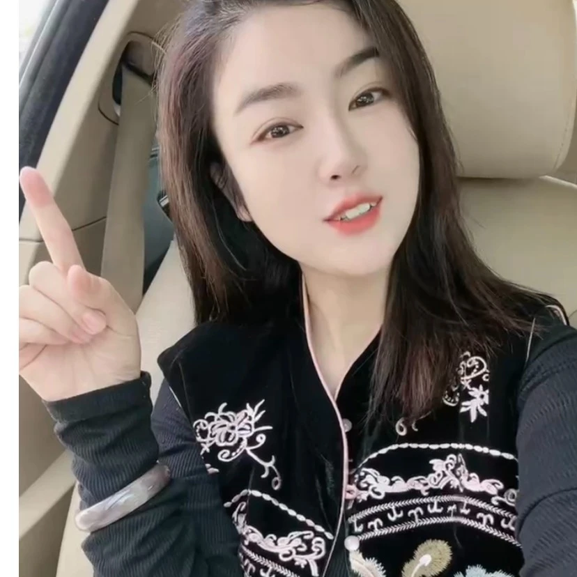 【A33买手店】国风马甲刺绣盘扣夹棉马甲