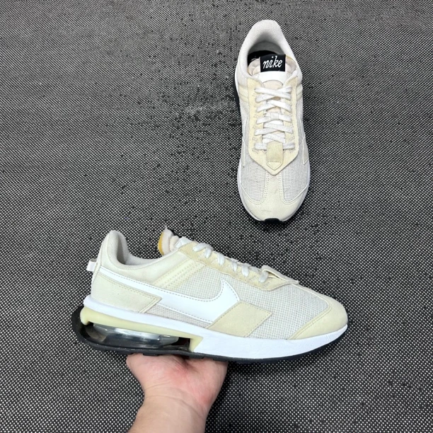 Nike air max pre-day 白/42码/二手/无盒/复古跑鞋/市价449