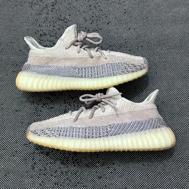 yeezy350 灰珍珠/40.5码/二手/无盒/鞋垫非原装/市价1999