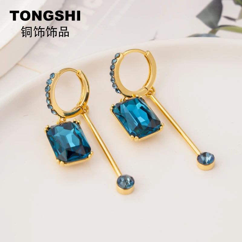 铜合金合成锆石耳饰 创意设计方糖耳环钻球耳坠轻奢小众独特耳饰