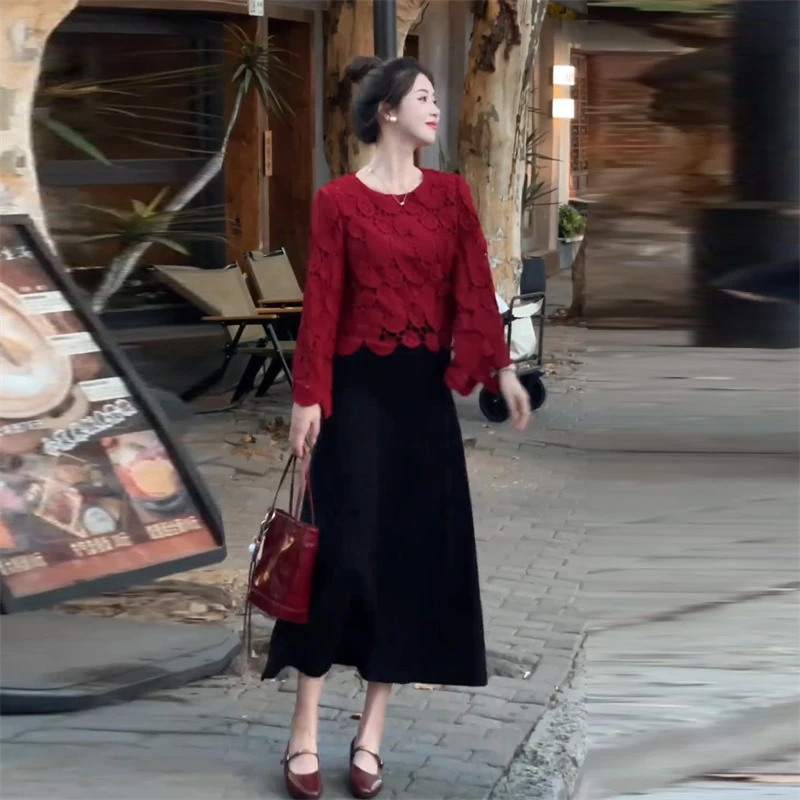 韩系高级感套装女2025春季新款气质镂空安可拉红上衣半身裙两件套
