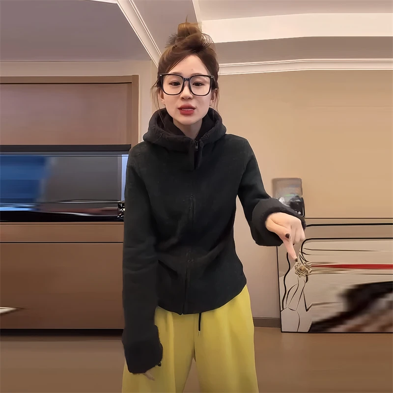 韩系通勤保暖拼接德绒卫衣女2025秋冬款高级感拉链连帽上衣外套潮