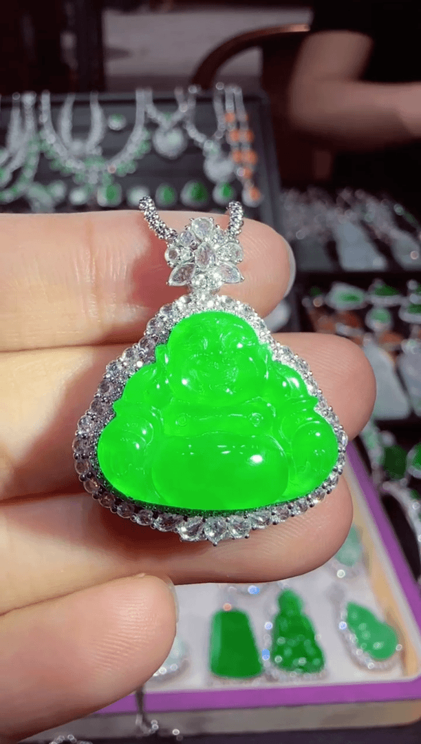 【闪购商品】翡翠吊坠(不含链)18K金镶嵌佛公