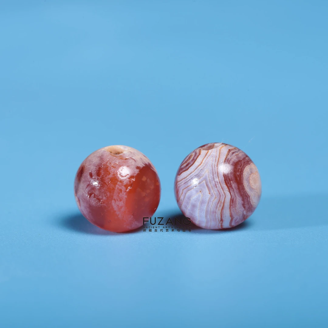 奶皮红玉髓圆珠 直径9.1mm，对孔9mm CN3540