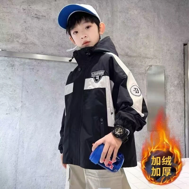 男童秋冬装加绒外套2025新款中大童儿童爆款冬季冲锋衣6-12岁潮款