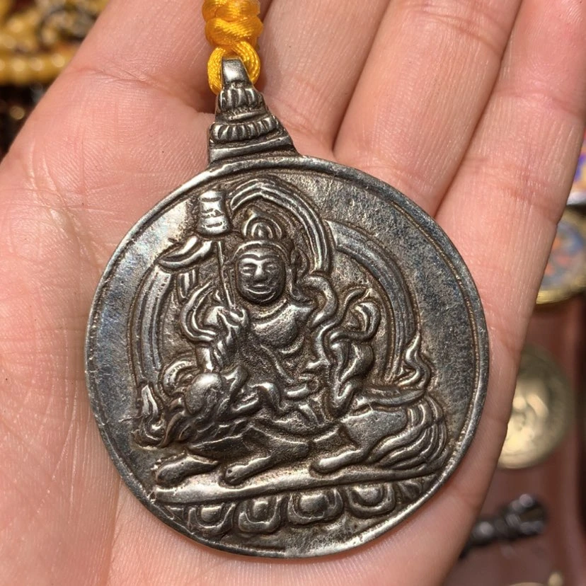 【闪购商品】琉璃颈饰