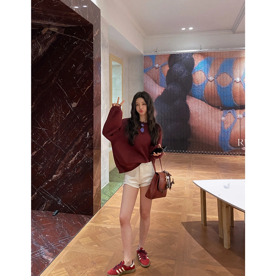 MINI STUDIO徐琳 高克重韩系腔调宽松光板多色圆领卫衣 x240416