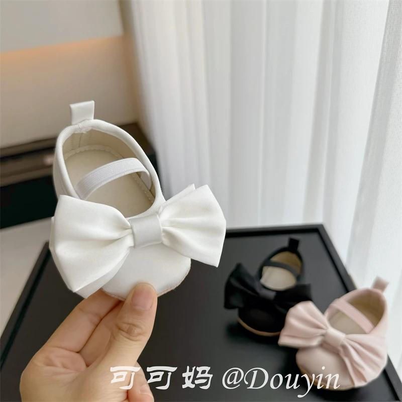 春季新款一岁女宝宝公主鞋软底6-12月婴儿透气舒适婴幼儿学步单鞋