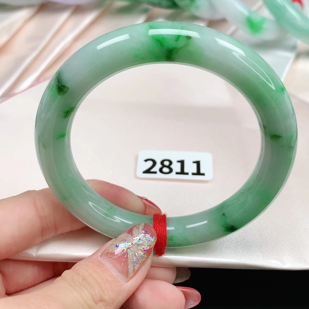 翡翠手镯未镶嵌缅甸天然翡翠a