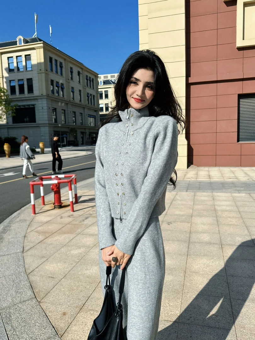 Fargiz2024 秋冬新款休闲韩系高级感慵懒宽松开衫+加长裤套装