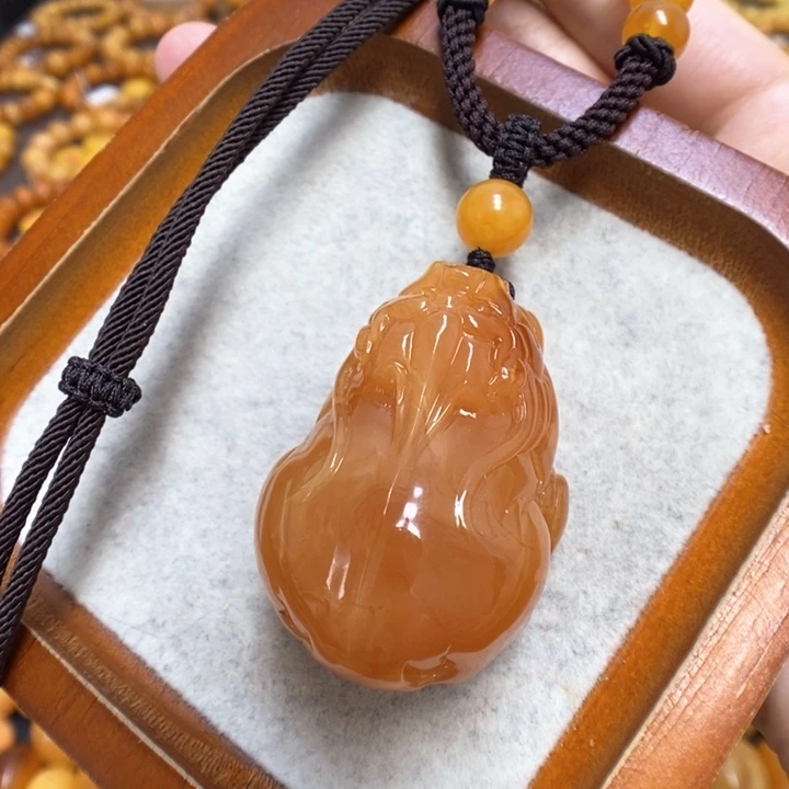 蜜蜡颈饰未镶嵌蜜蜡