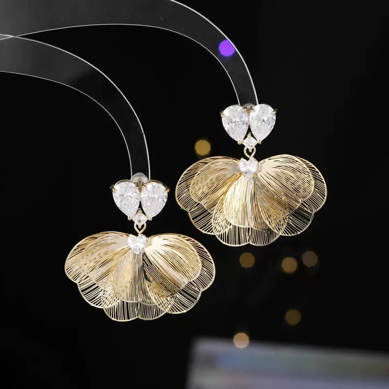 铜合金耳饰 新品-银针电脑片花朵爱心耳环高级感简约小众百搭耳饰