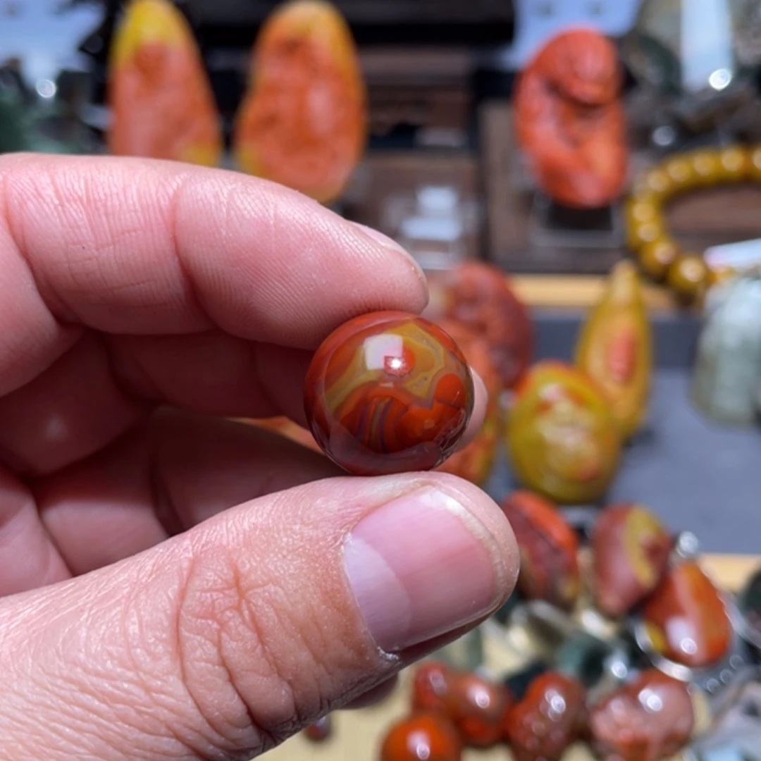 【闪购商品】玛瑙/玉髓战国红圆珠未镶嵌东*?