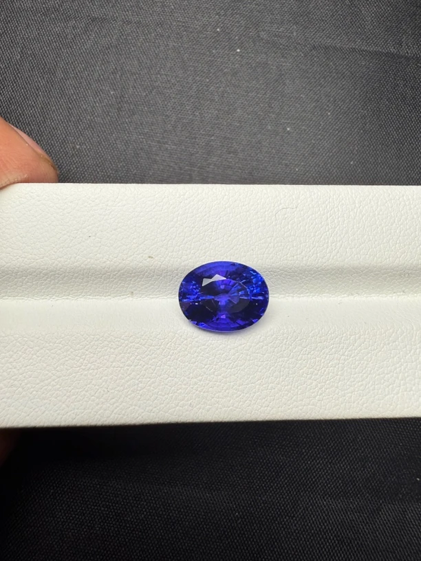 活动宝石天然坦桑石5克拉椭圆型状 皇家蓝色全干净