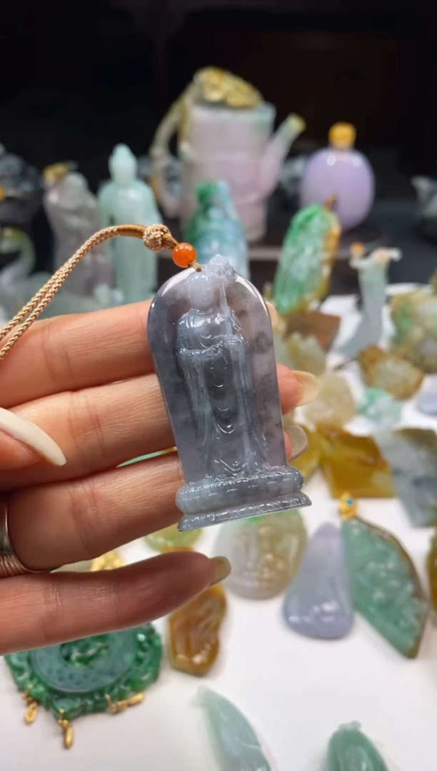 【闪购商品】翡翠颈饰未镶嵌地藏王