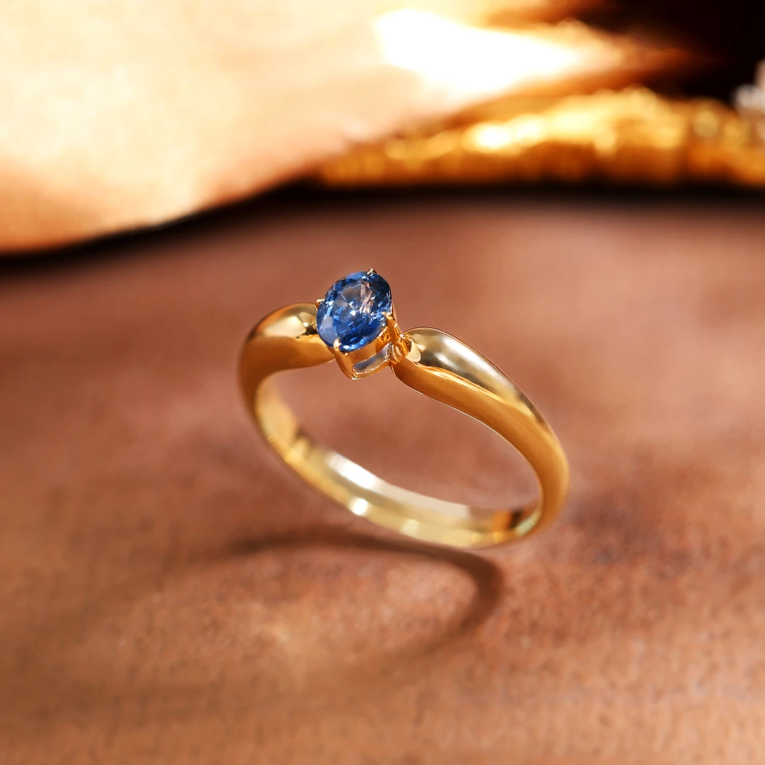 18K金天然蓝宝石戒指简约大方镶嵌复古轻奢珠宝彩宝0.51ct