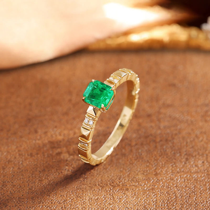 18K金天然祖母绿戒指镶钻潘杰希尔复古精致轻奢时尚0.6ct